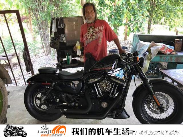 人不可貌相！乞丐老头60万泰铢买哈雷摩托圆自己的机车梦