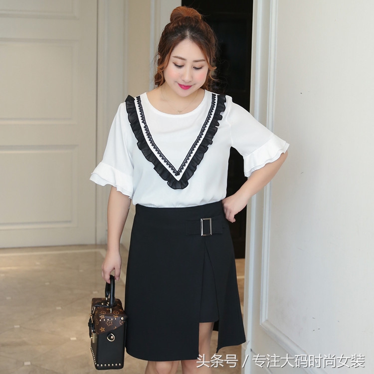 奔三奔四的女性这样穿也很好看,奔四奔五夏季女人穿什么衣服好看