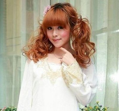 造型烫发型扎法,到肩膀的烫发怎么梳好看