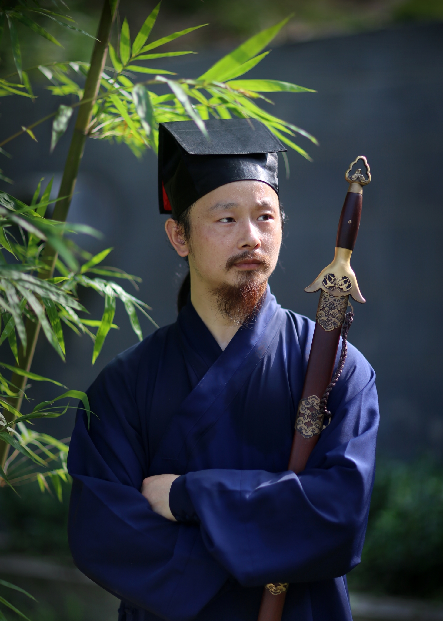 武当武术夏令营陈师行道长致辞,武当道长陈师行20米高空跳下