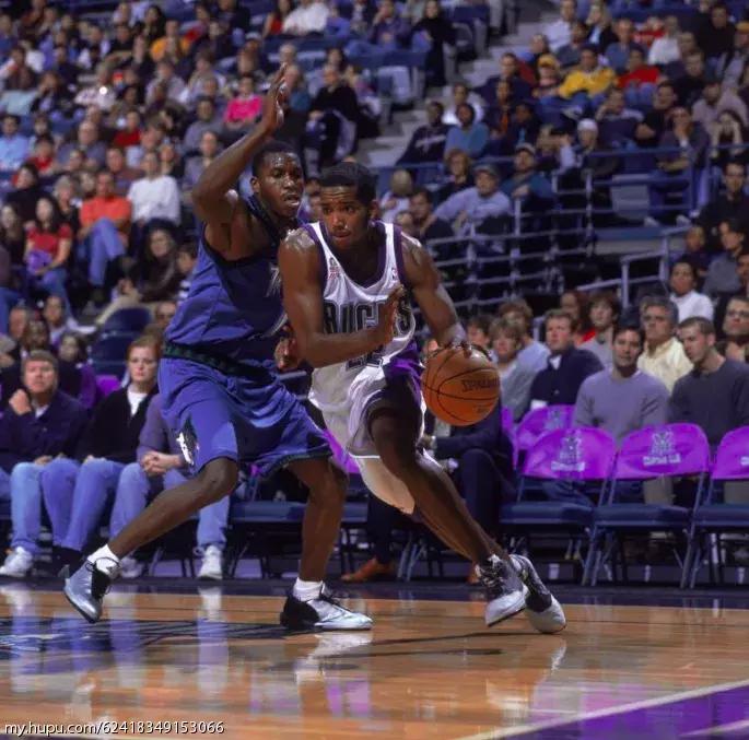 airjordan白红蓝的一款鞋,airjordan16上脚