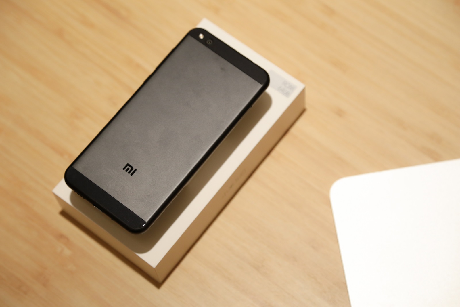 小米5c外观效果图,小米5c力挽狂澜之作