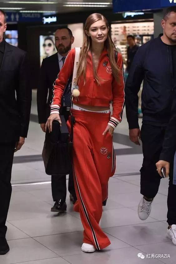 鏉ㄥ箓鏄紩棰嗘疆娴佺殑鏃跺皻icon,涓浗鐩寸敺瀹＄編鏉ㄥ箓