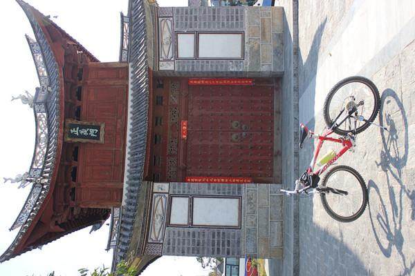 穷游云南1000元以内,穷游云南10天花费多少钱