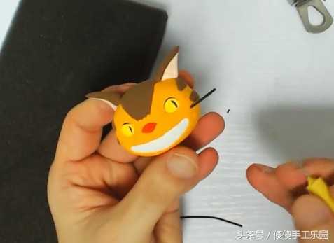 创意diy粘土制作，还记得宫崎骏动画里的（龙猫）猫巴士吗