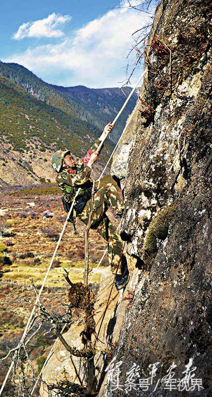 特警的超燃瞬间,特警火力压制震动场面