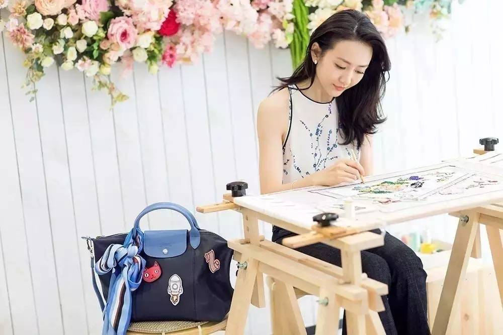 longchamp包70周年,私奔年轻时候唱的