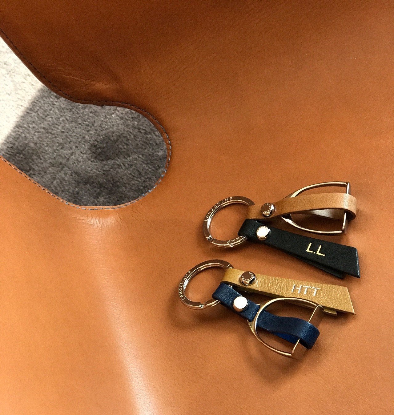 longchamp包70周年,私奔年轻时候唱的