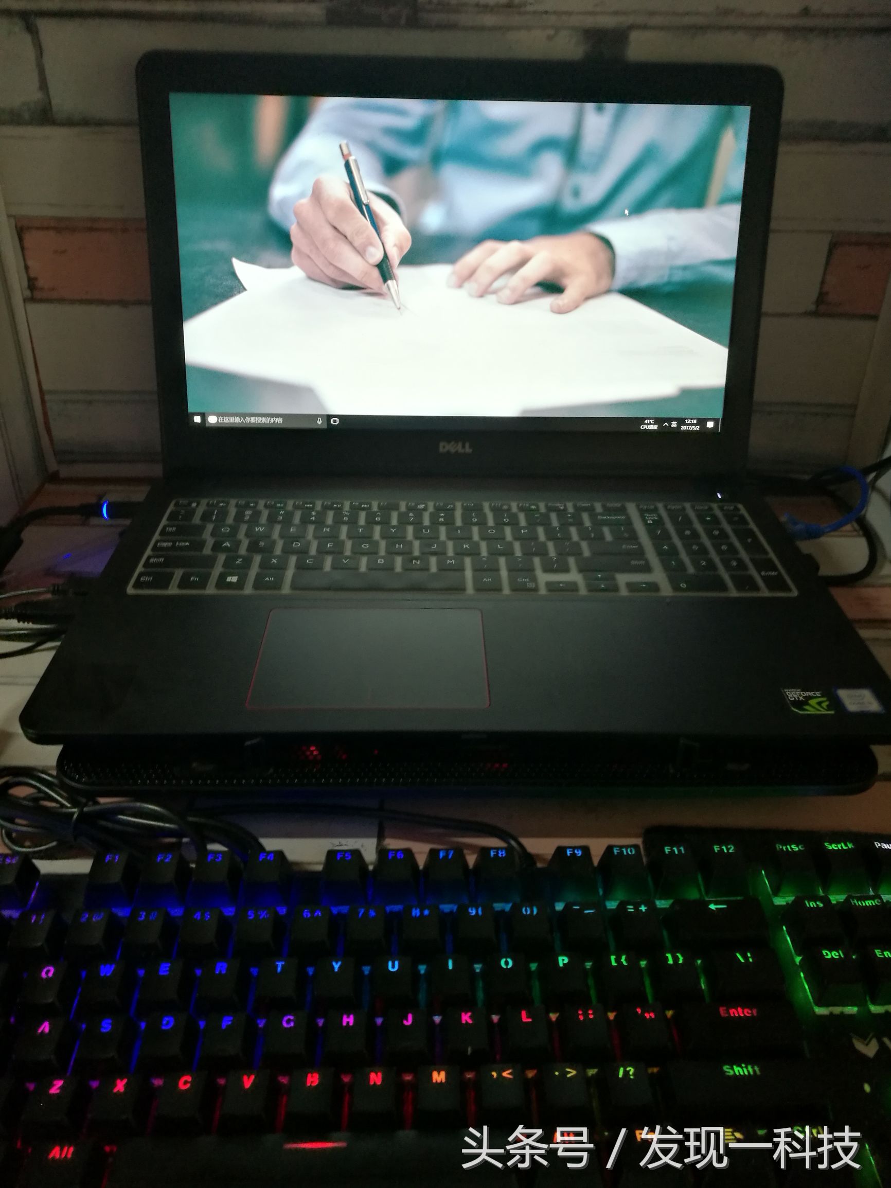 酷睿冰尊散热器a9怎么使用视频,使笔记本散热更快的散热器推荐