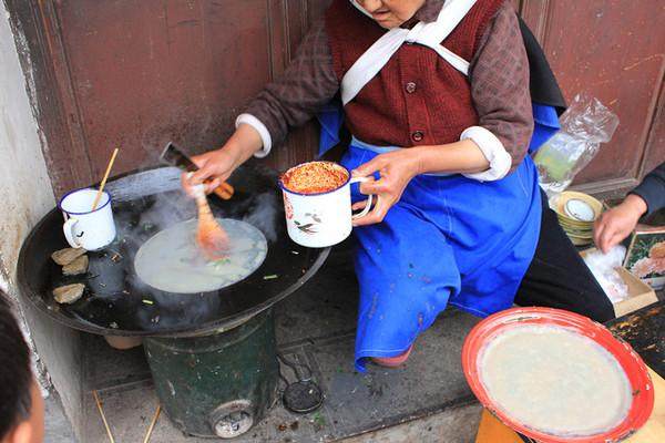 穷游云南1000元以内,穷游云南10天花费多少钱