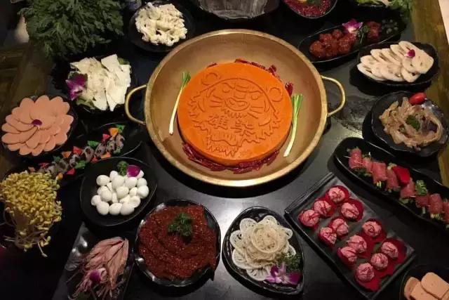 我们从1吃到10000，到底哪家店才最牛X？