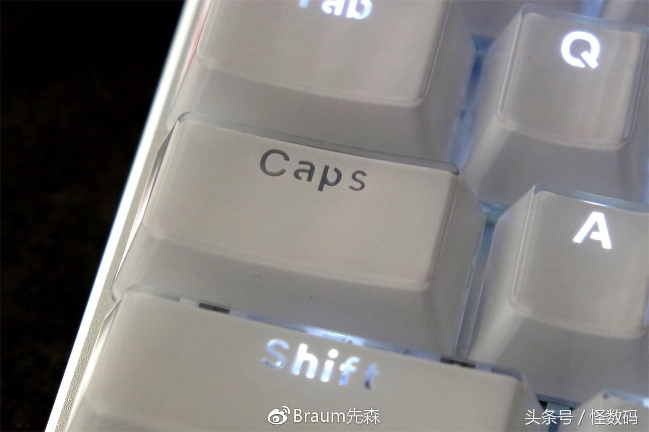 雷柏v500s冰晶版是热插拔吗,雷柏v500s冰晶版怎么样