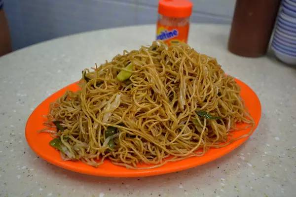 再一次香港｜带着老妈去看花花世界，佐敦觅食，中环闲逛，维港夜游，探索迪士尼的童话天地！