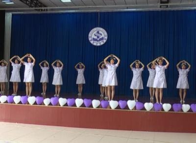 庆祝国际护士节的图片,国际护士节授帽仪式