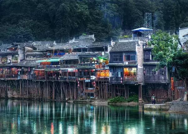 泼水节后，西双版纳该怎么玩，附防高温注意事项