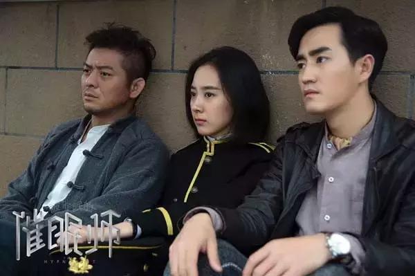 这个星二代好不容易演个男主角，却在第二集就死了，后面该怎么演