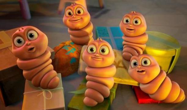 100年才能分解的塑料袋，被毛虫1小时就干掉了