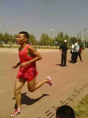 重马国内冠军刘英才：跃居“中国业余一哥”的兰州高中生