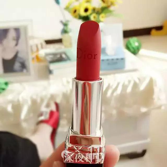 ysl口红容易化吗,ysl的口红哪个色号最漂亮