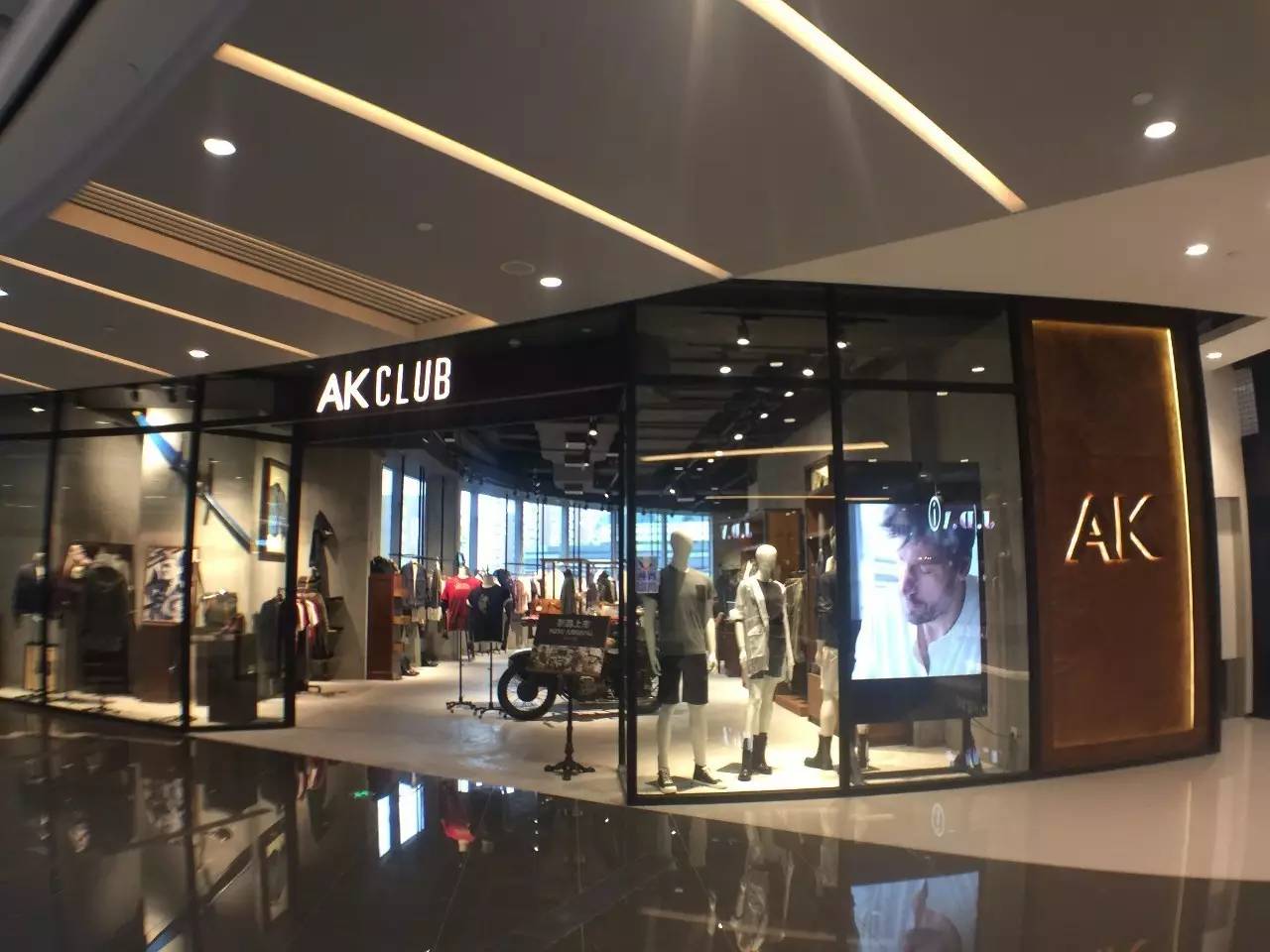 上海来福士是什么商场,魔都上海长宁来福士