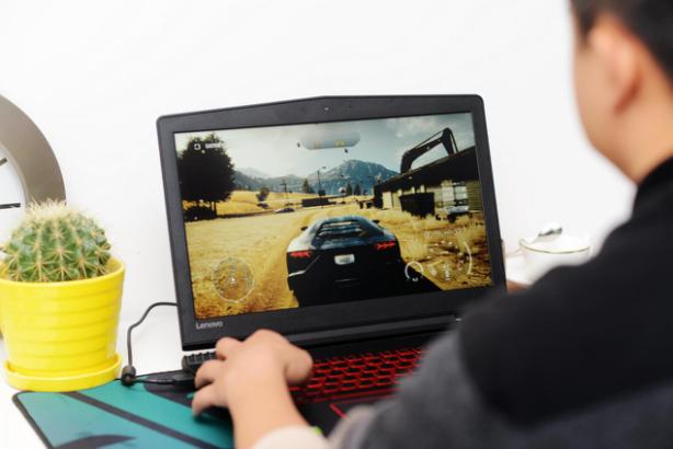 联想拯救者r720和y7000哪个好,联想拯救者r720-151kbn怎么样