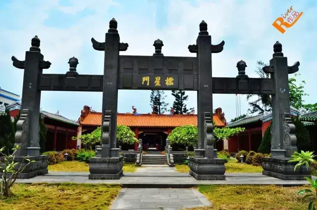 海南环线旅游攻略必去景点推荐,海南旅游攻略必去景点推荐日月湾