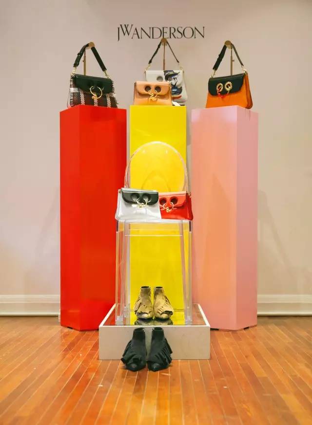 潮人好看衣服店铺推荐,现在潮人去哪里买衣服便宜