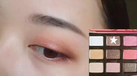 眼影盘推荐网红爆款日常妆,今年火爆的网红眼影盘你有吗