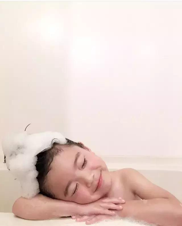 你最爱的人却爱上了别人,最爱你的人往往最后最爱的是自己