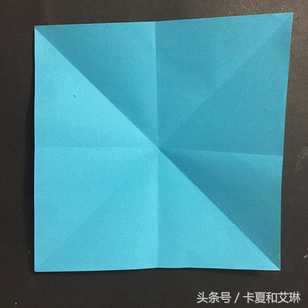 小鱼可以游的手工教程,会游的小鱼手工制作