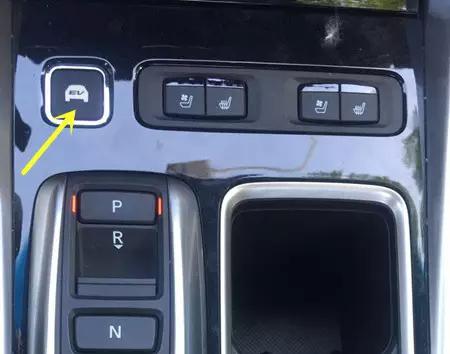 十代雅阁2.0t混动版试驾视频,混动雅阁爆发力