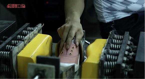 80后怀旧胶鞋,7080后怀旧胶鞋