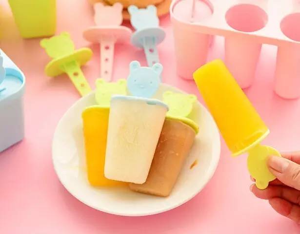 周末，宅在家里不如开始做冰棒吧！想吃什么口味自己选，这个夏天才不算浪费！