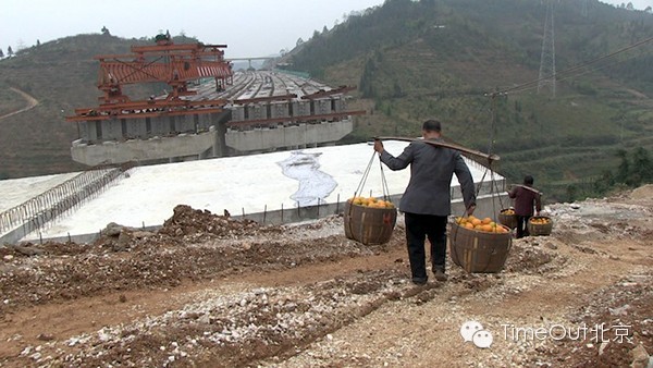 荐书|《大路》：一条高速公路里的中国