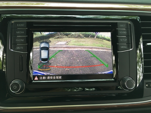 14年大众甲壳虫白色驾驶感受,新到17年大众甲壳虫