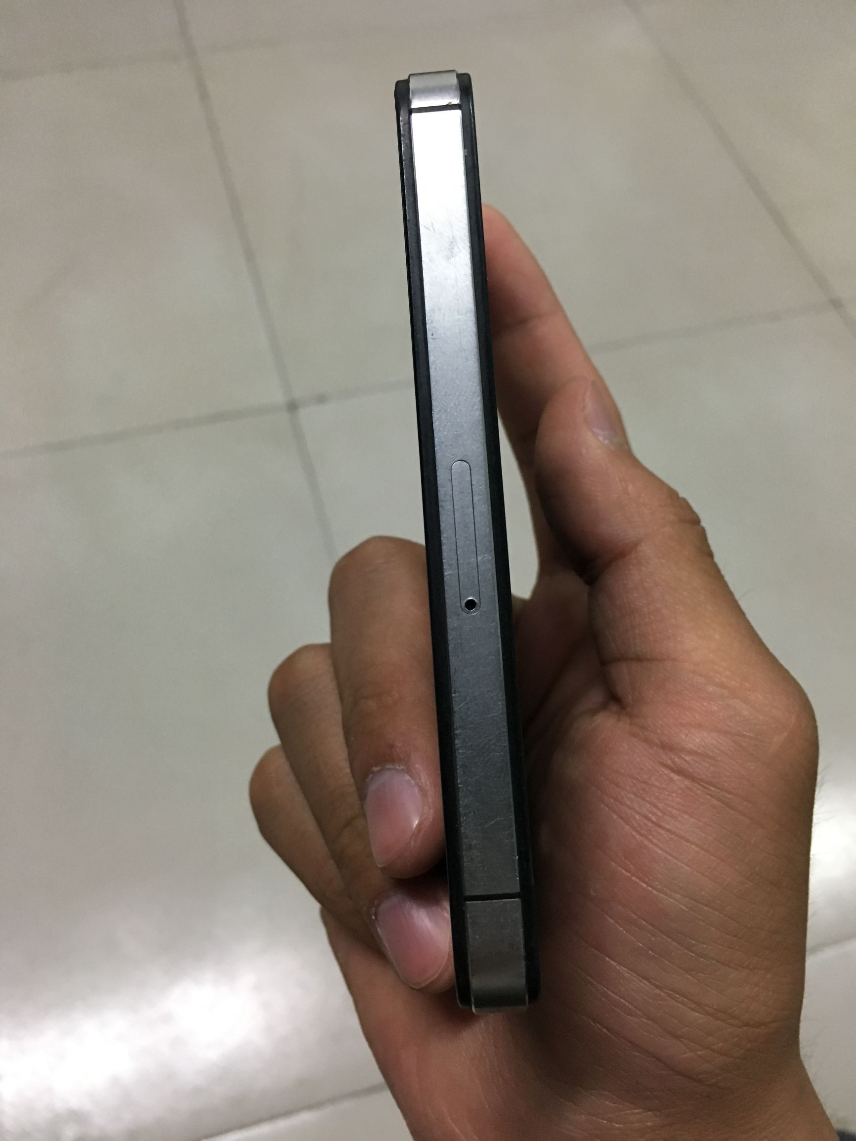 iphone4s还值得购买吗,在2020年买iphone4s多少钱