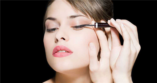 眼线笔kato测评,眼线笔推荐平价kissme