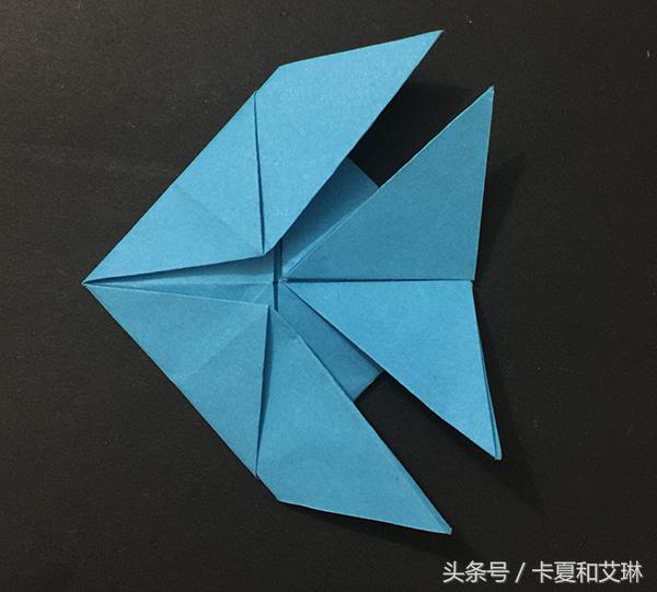 小鱼可以游的手工教程,会游的小鱼手工制作