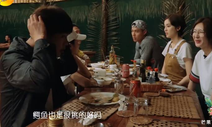 江疏影娜扎现场互相吐槽猝不及防,娜扎井柏然花少