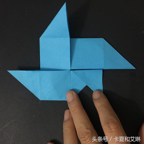 小鱼可以游的手工教程,会游的小鱼手工制作