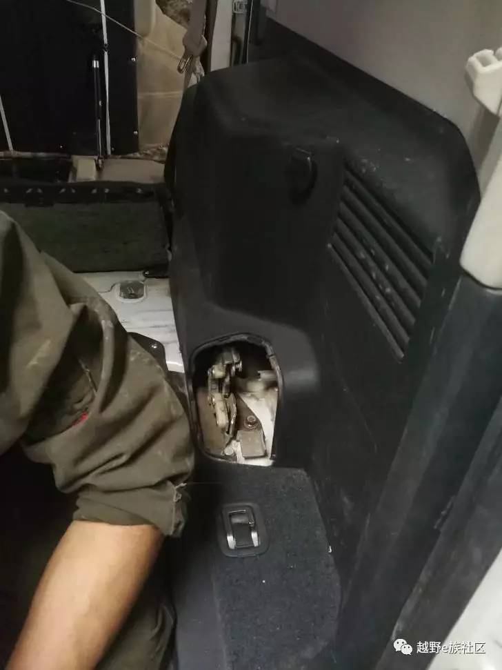 帕杰罗v73老改新,帕杰罗v73本土版圆灯版