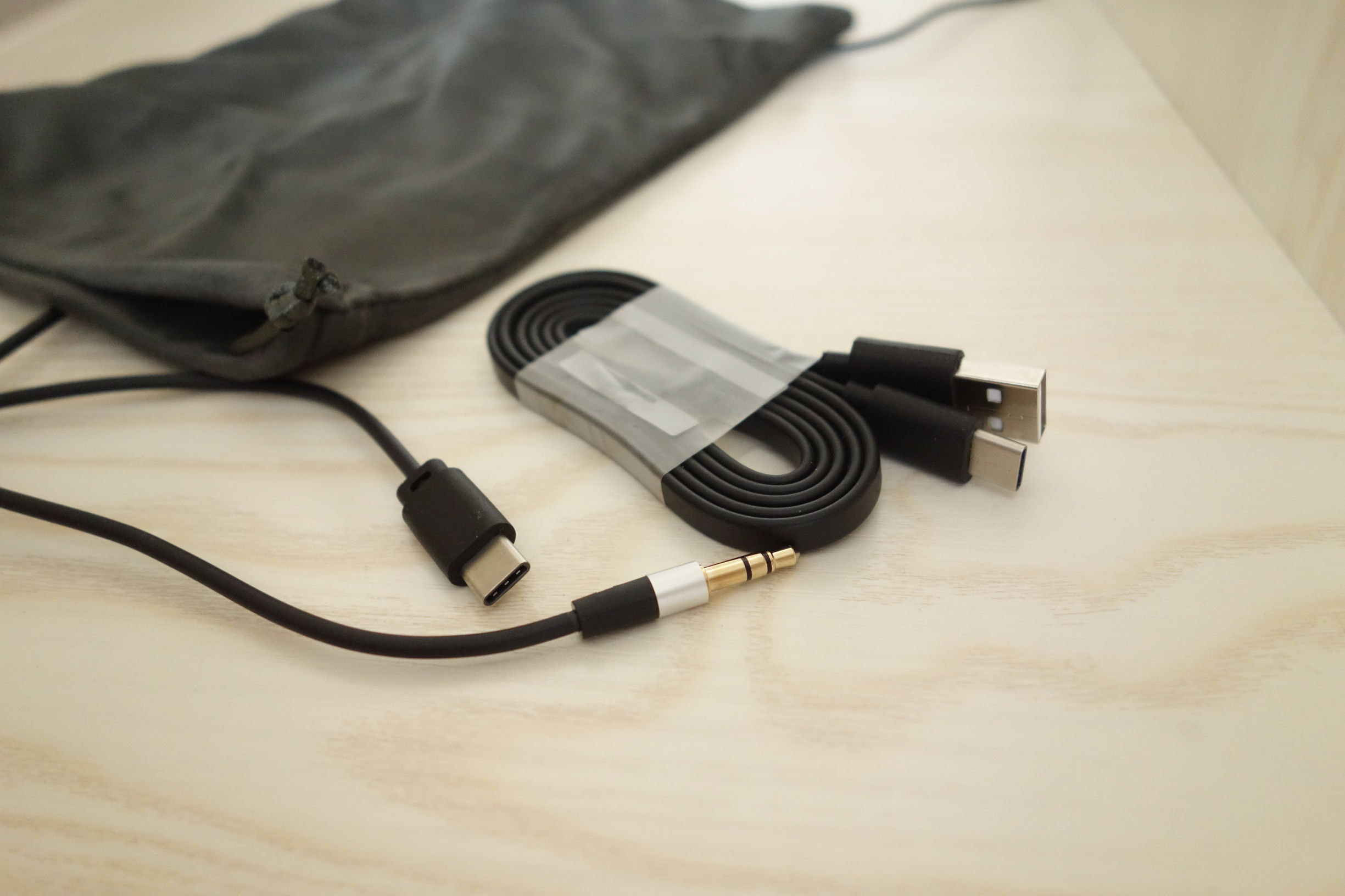 内有大乾坤劲爆性价比仅售349元的无线降噪耳机问世啦