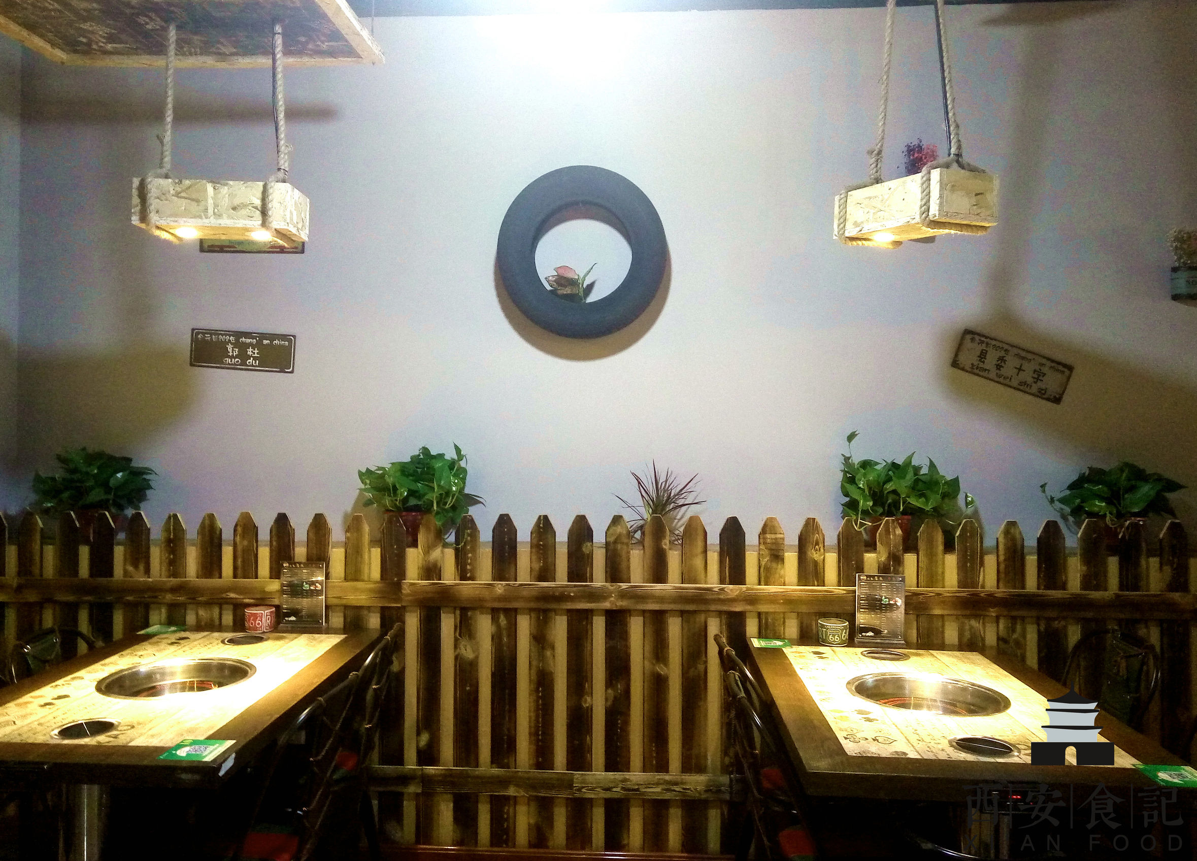 老字号的串串店太惊艳了来撸串啊,这家串串又好吃又便宜