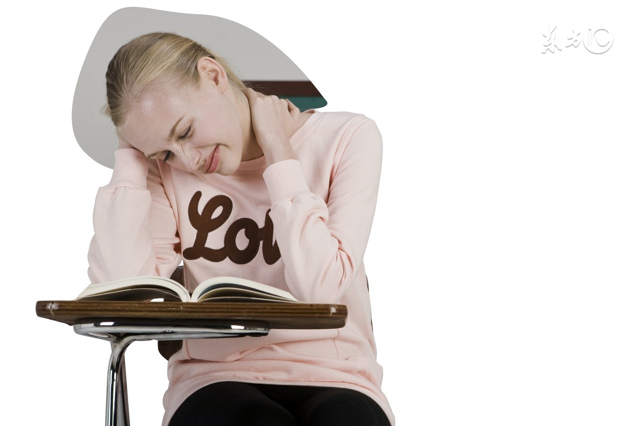 鏅氫笂鐫¤鍓嶆媿鎷嶅ご鏈夊ソ澶勫悧,鐫¤鍓嶆懜楂樻湁娌℃湁濂藉