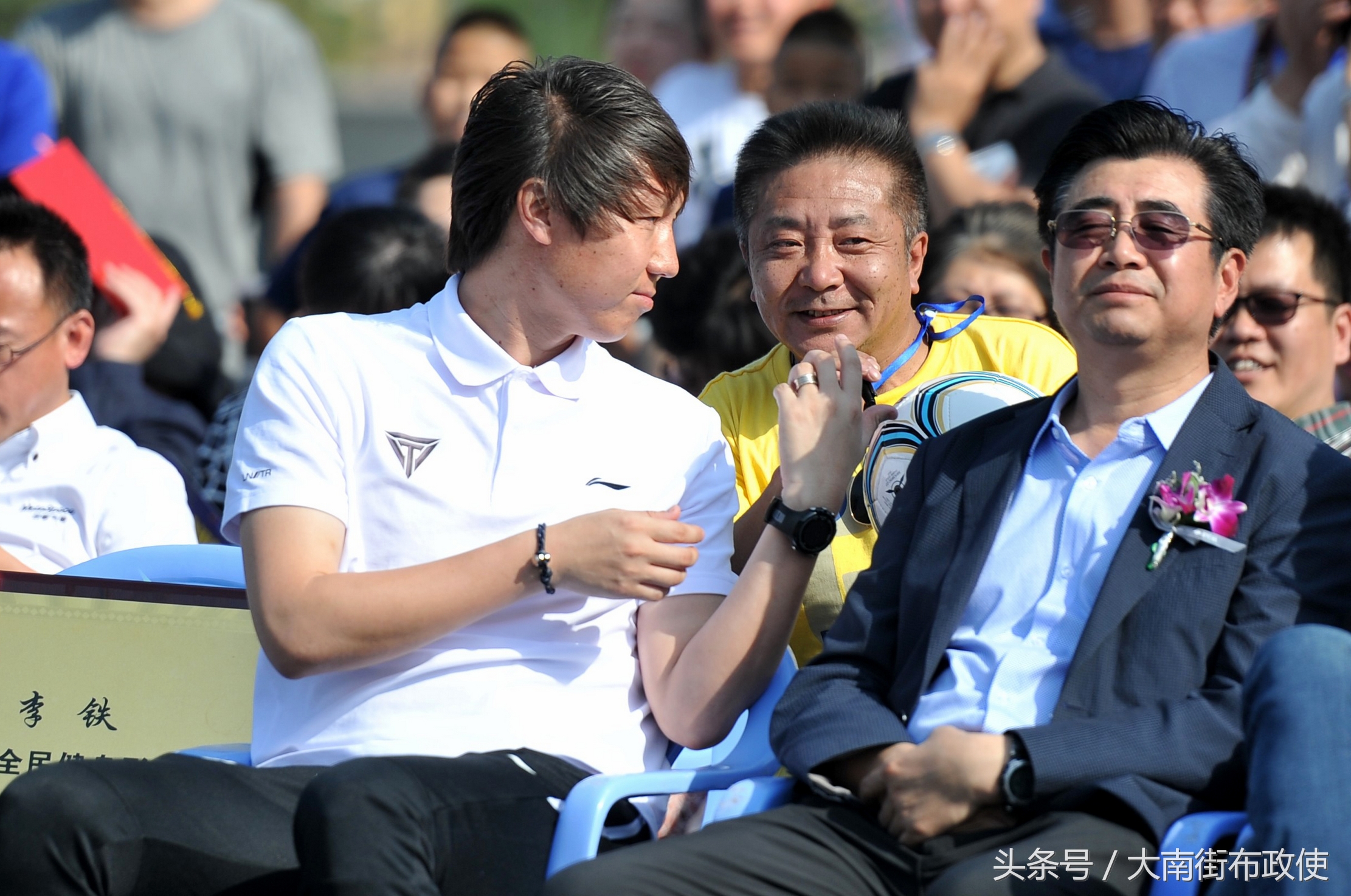 李铁生日视频完整版,李铁生日的视频