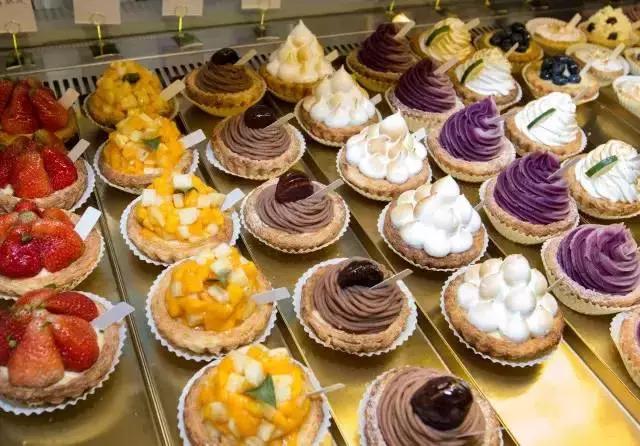 一年卖出三亿杯可绕地球,一年狂卖4000多亿