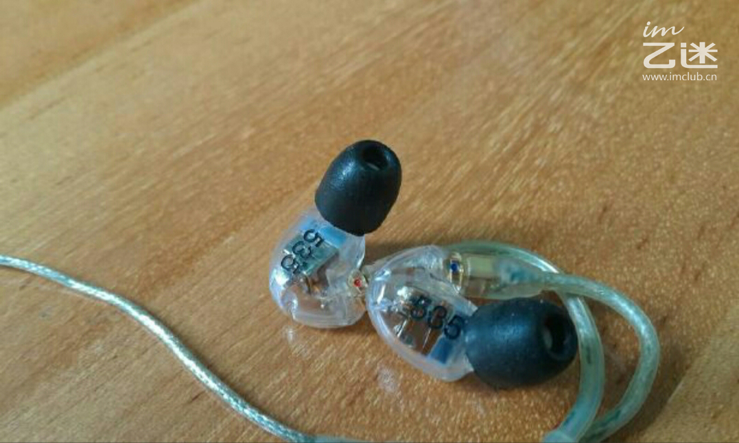 2500价位，森海IE80、舒尔SE535哪个更值得入手？