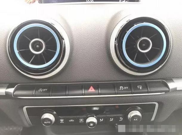 女友因座驾分手，小伙拿出积蓄买奥迪敞篷跑车，结果令人心疼