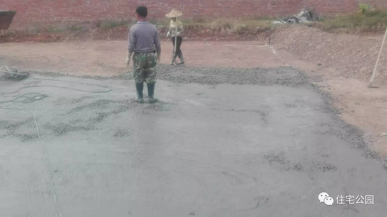 框架结构自建房地基筏板基础,自建房老基础与新筏板基础的结合