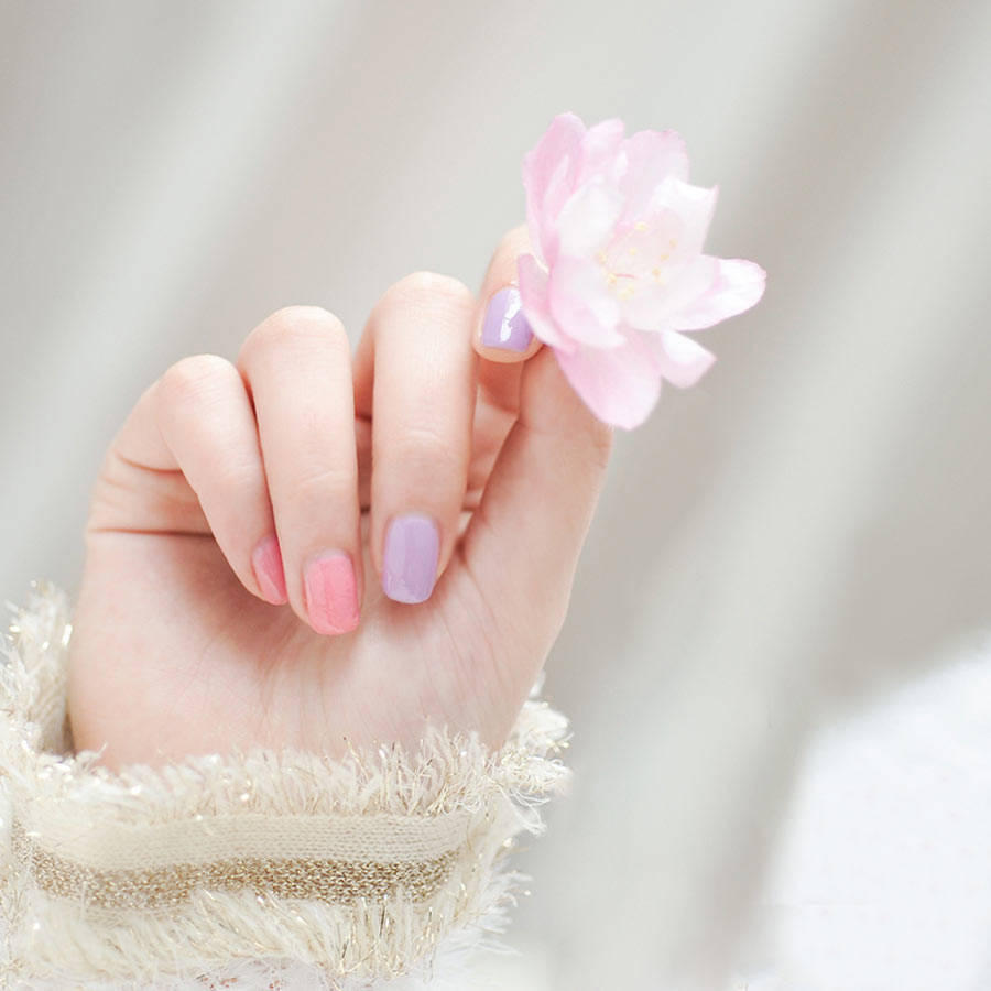 桃花滚滚来｜万事俱备，只欠美甲